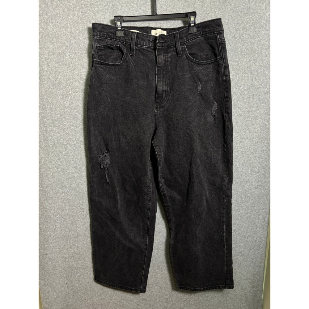 Universal Thread Vintage Straight‎ Distressed Black Jeans Women's Size 12/31S
